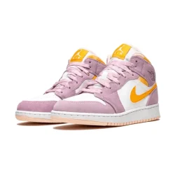 Arctic Pink Mid Sneakers
