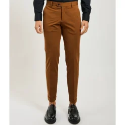 Brun enkeltknap jakkesæt med slank pasform