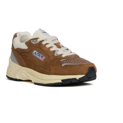 Brun Sneakers Stilfuldt Afslappet Tøj