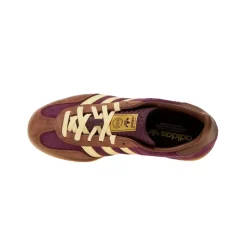 Gazelle Indoor Maroon Almost Yellow