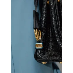 Hængelåsformet vedhæng