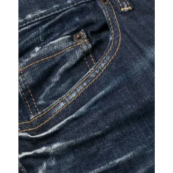 Jeans med bleget effekt og frontknap
