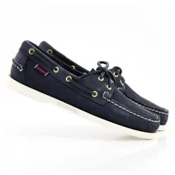 Klassiske bådesko med lærdetaljer