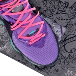 LeBron 19 Basketballsko