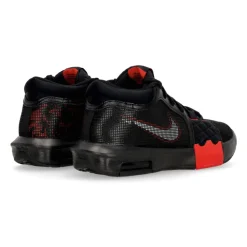 Lebron Witness VIII Basketball Sko