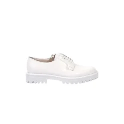 Shannon T White Derby