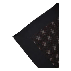 Silketaske med små prikker