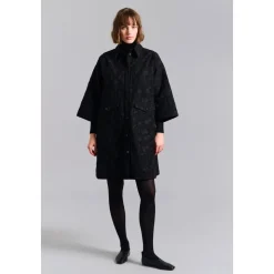 Single-Breasted Coats