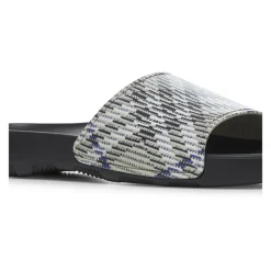 Slip-On Sandaler med ternet motiv