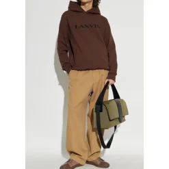 Sweatshirts & Hoodies