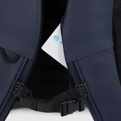 Water resistant roll top backpack for laptop 15,6